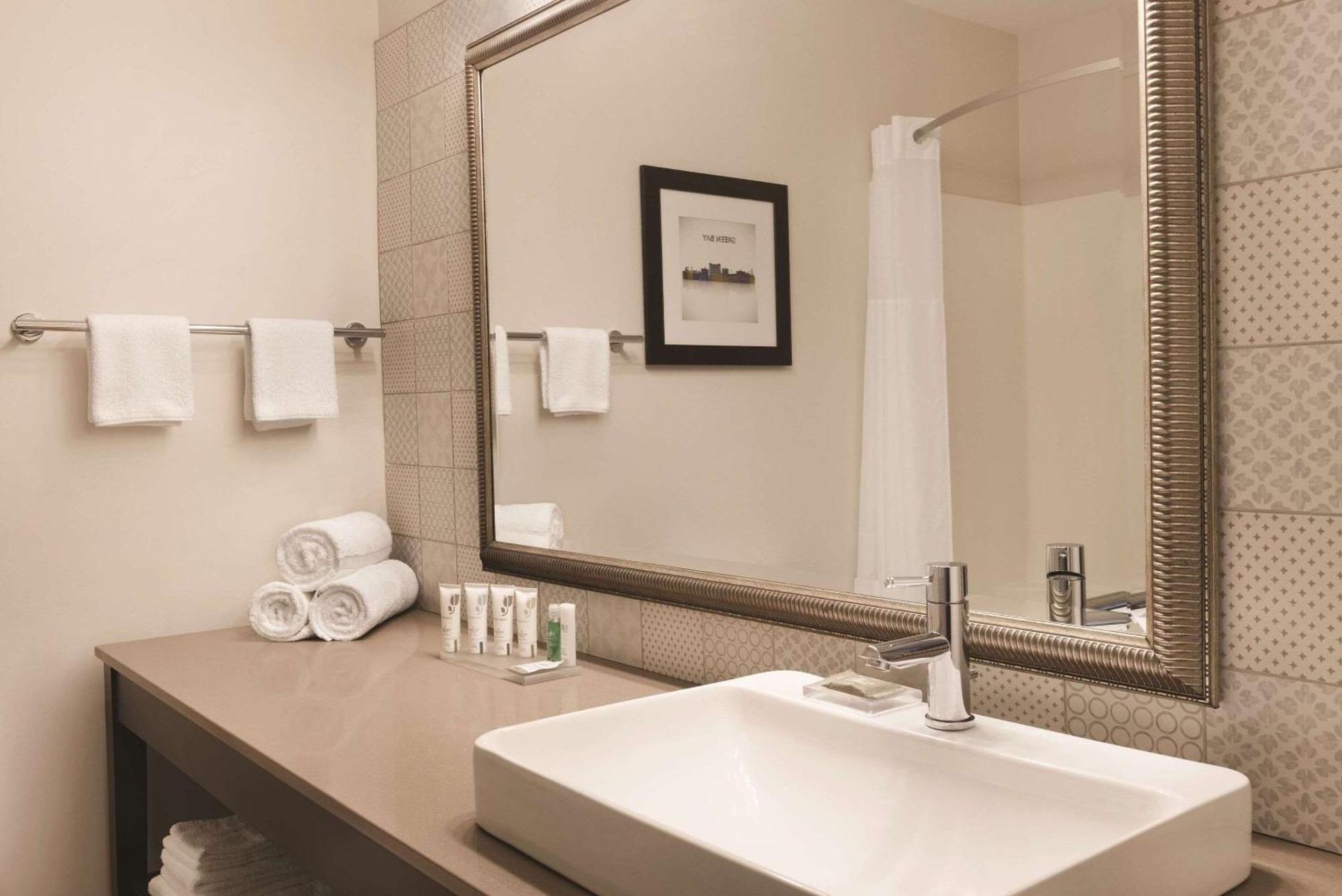 Country Inn & Suites By Radisson, Green Bay North Ngoại thất bức ảnh